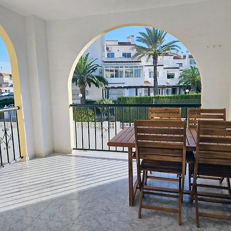 Appartement Casa De Kosma à Torrevieja Extérieur photo