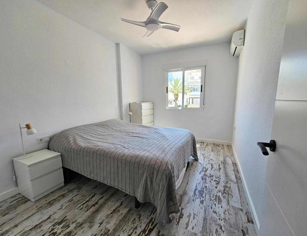 Appartement Casa De Kosma à Torrevieja Extérieur photo