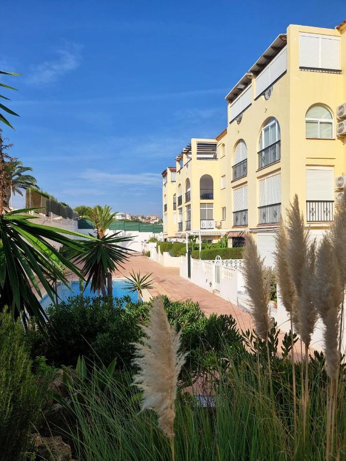 Appartement Casa De Kosma à Torrevieja Extérieur photo